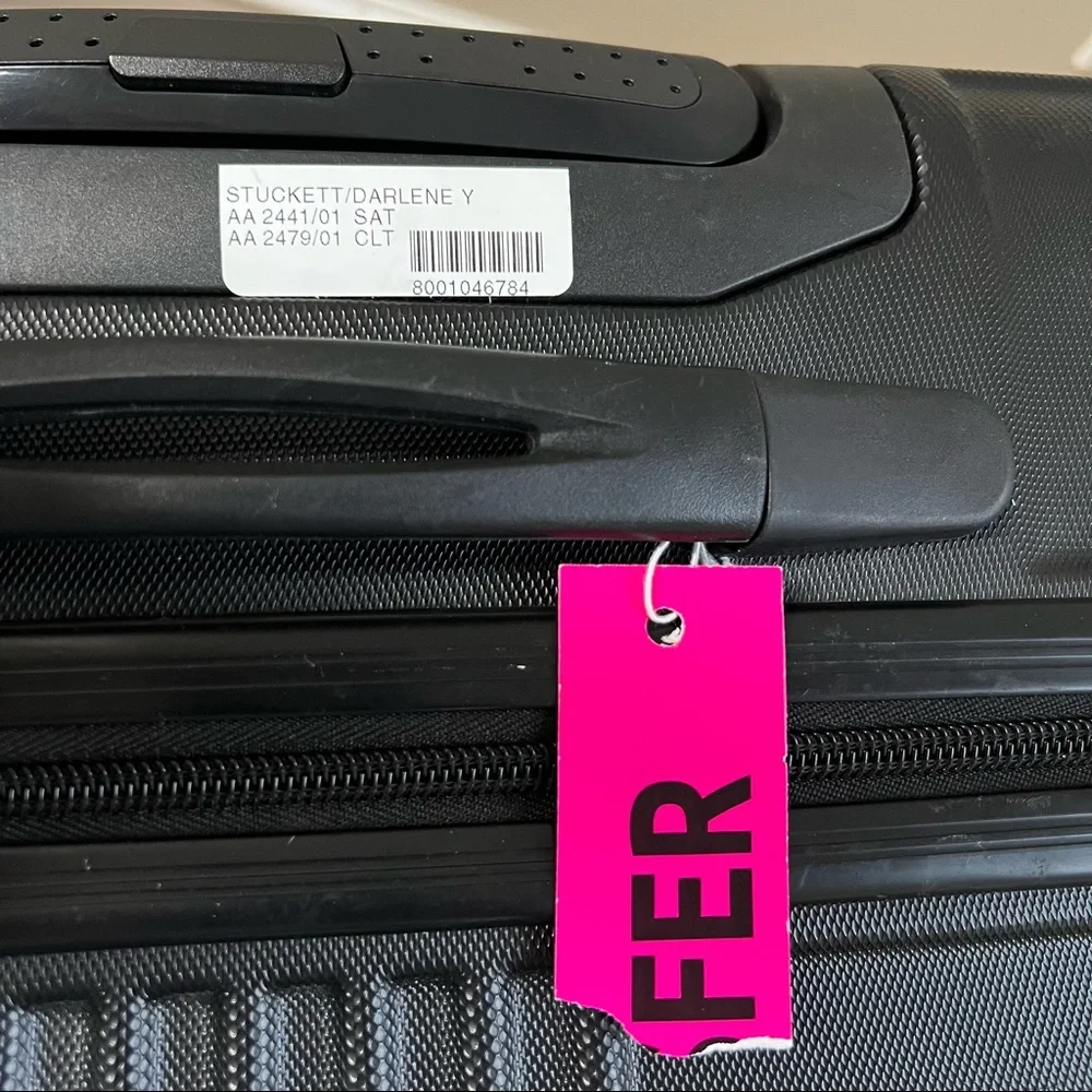 Travlers Club medium size luggage bag travel 25”